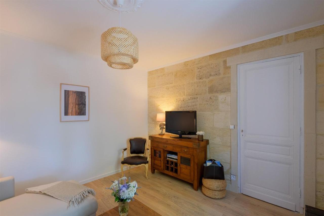 Les Suites D'Alienor-Suite Acanthe เปสซัค ภายนอก รูปภาพ
