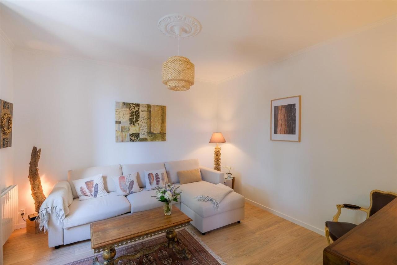 Les Suites D'Alienor-Suite Acanthe เปสซัค ภายนอก รูปภาพ