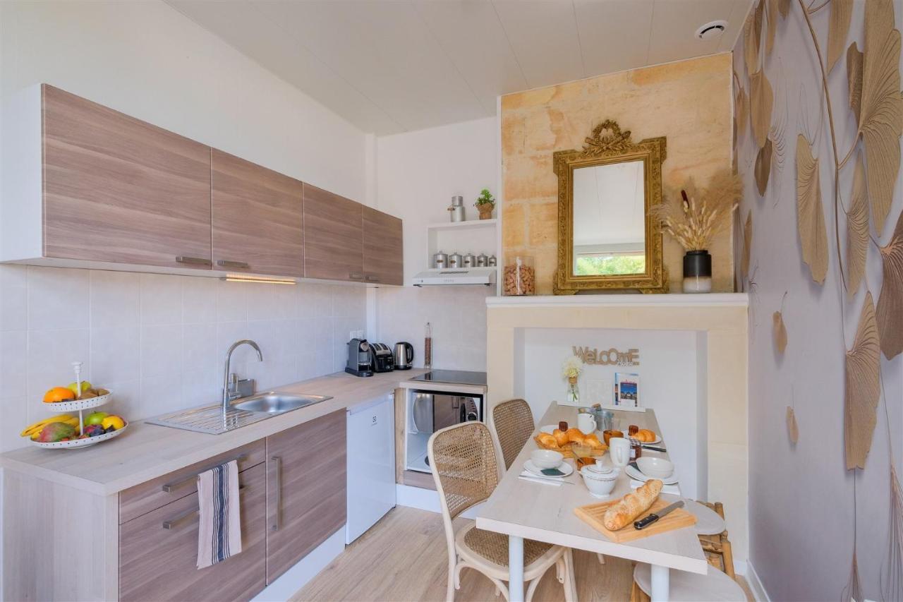 Les Suites D'Alienor-Suite Acanthe เปสซัค ภายนอก รูปภาพ